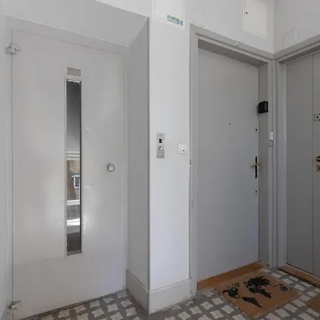 Comfortable And Modern Orange Studio In By Renters 公寓 华沙